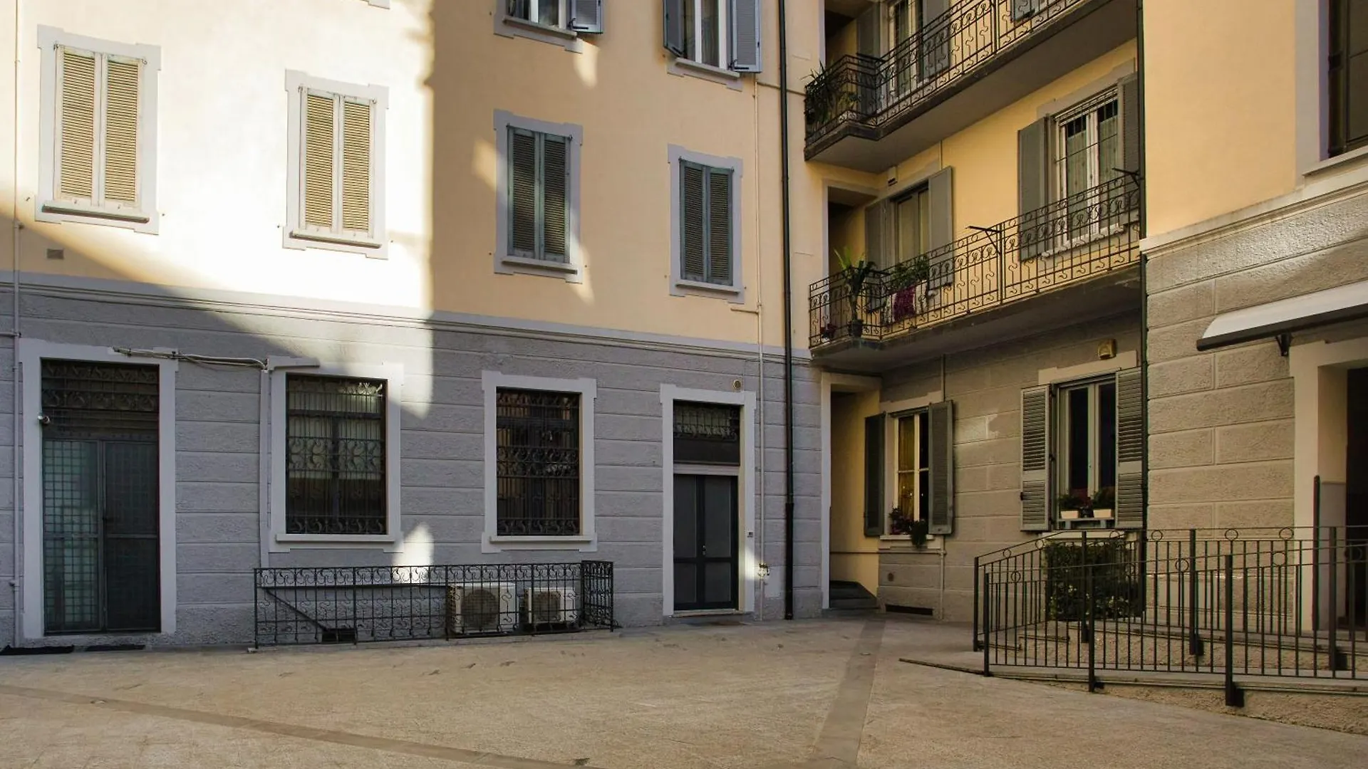 Modern Loft Near Bosco Verticale Μιλάνο 0*,