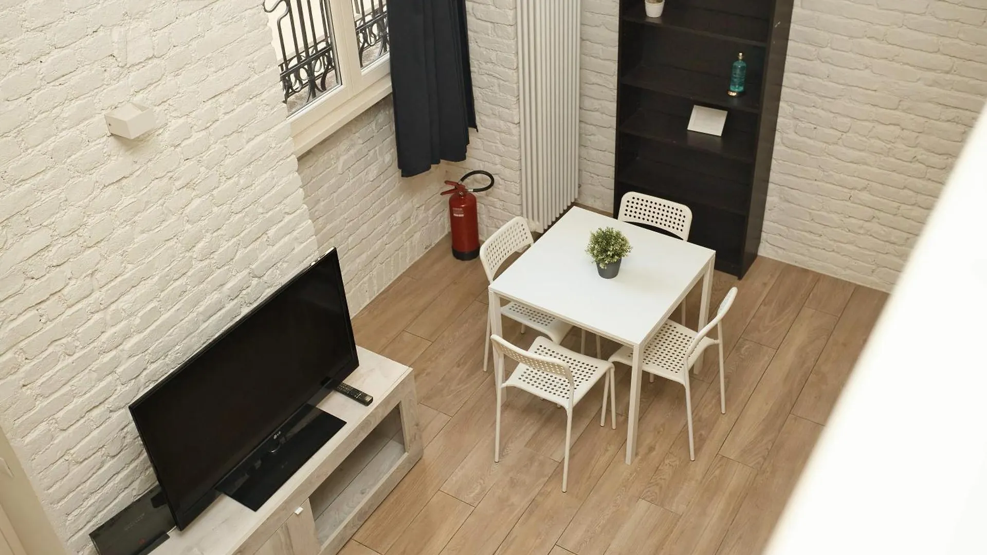Modern Loft Near Bosco Verticale Milan 0*,  Italy